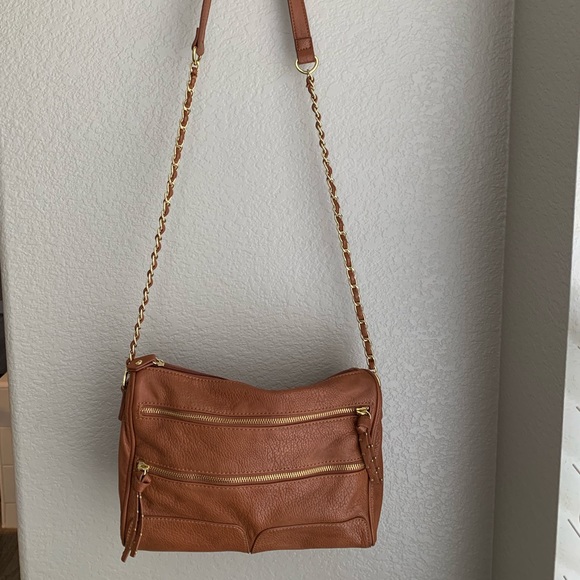 Steve Madden Handbags - Steve Madden crossbody purse